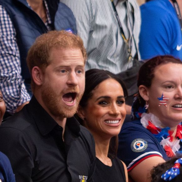 Le prince Harry et Meghan Markle assistent à la finale de basket en fauteuil roulant lors des Invictus Games 2023 à Dusseldorf le 13 septembre 2023. © Piero Nigro/Alto Press via ZUMA Press / Bestimage