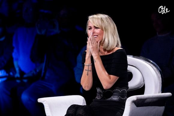 Elle a adressé son soutien aux familles contraintes de fuir leur domicile et salué le courage des pompiers.

Exclusif - Laeticia Hallyday - Enregistrement de l'émission "La chanson secrète", présentée par N.Aliagas . © Guillaume Gaffiot-Cyril Moreau / Bestimage