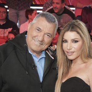 Exclusif - Jean-Marie Bigard et sa femme Lola Marois - Enregistrement de l'émission "La Grosse Rigolade" présentée par C.Hanouna le 1er décembre qui sera diffusée à 21h10 sur C8 le Jeudi 8 décembre 2022 qui réunira les experts de la blague pour une soirée 100% Darka. © Jack Tribeca / Bestimage