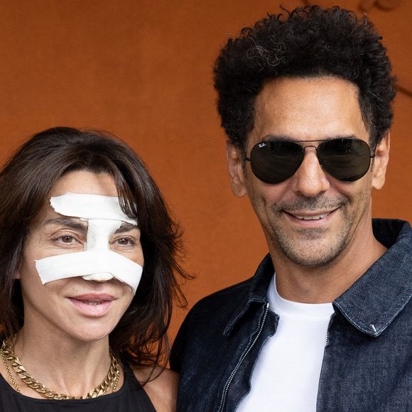 Sandra Sisley et son mari Tomer Sisley au photocall du village lors des Internationaux de France de Tennis de Roland Garros 2026, à Paris, France, le 5 juin 2026. © Jacovides-Moreau/Bestimage