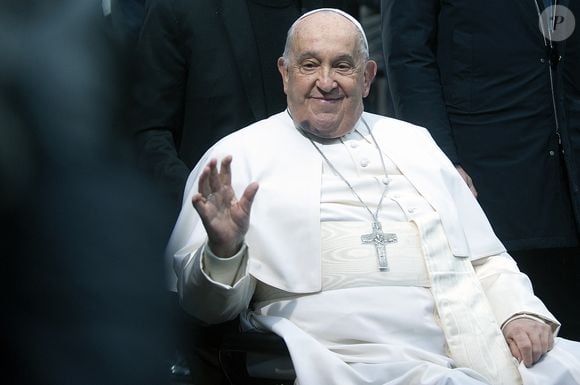 Le pape François préside une messe avec les nouveaux cardinaux à la basilique Saint-Pierre au Vatican.