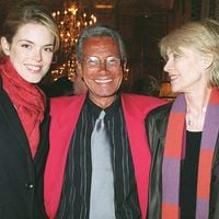 Cet ex de Françoise Hardy et Julie Andrieu, bien plus âgé que l'animatrice, est grand-père pour la première fois à 85 ans