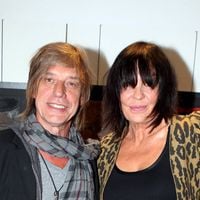 Jean-Louis Aubert et France : Leur fils Arthur, artiste comme sa mère, est le sosie de son père