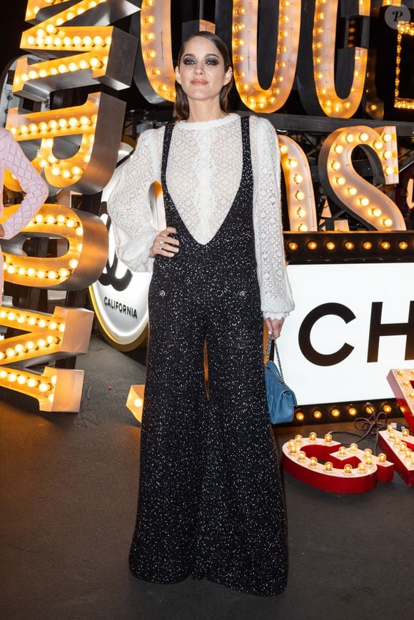 Marion Cotillard - Photocall du défilé Chanel Collection Croisière 2024 au Paramount Studios à Los Angeles le 9 mai 2023.

© Olivier Borde / Bestimage