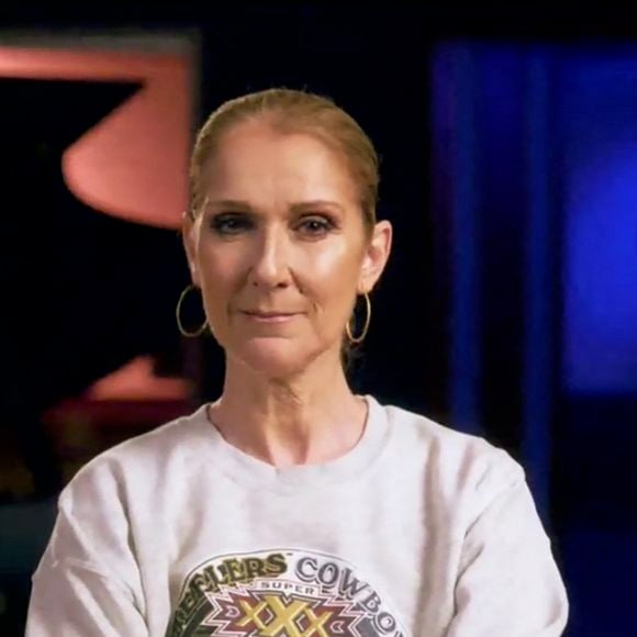 Céline Dion a fait une apparition remarquée, dimanche 6 octobre 2024, dans une vidéo en amont d’une rencontre de football américain entre Pittsburgh Steelers et les Dallas Cowboys.
Crédit : NBC via Bestimage