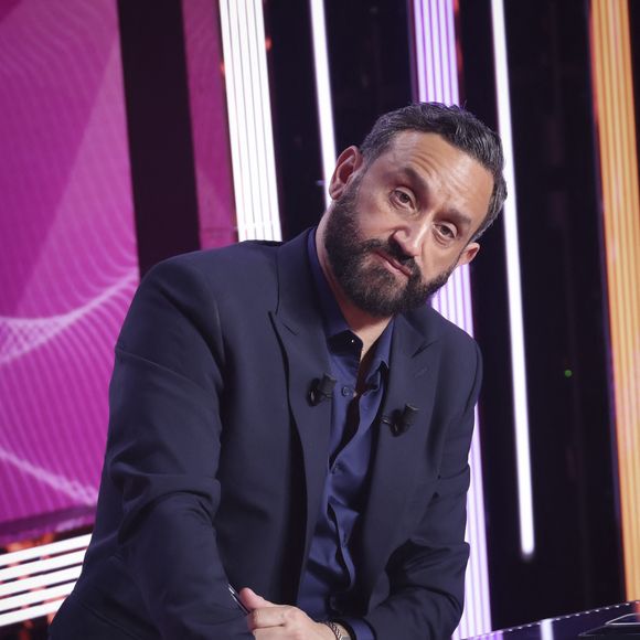 Exclusif - Cyril Hanouna, sur le plateau de l’émission « TPMP » présentée par C.Hanouna et diffusée en direct sur C8, Paris, France, le 25 fevrier 2025. © Jack Tribeca / Bestimage