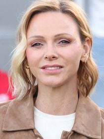 Christophe Dominici : Charlène de Monaco perd pied face à la famille du sportif lors d’un moment de recueillement