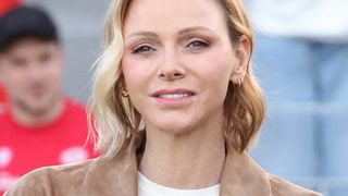 Christophe Dominici : Charlène de Monaco perd pied face à la famille du sportif lors d’un moment de recueillement