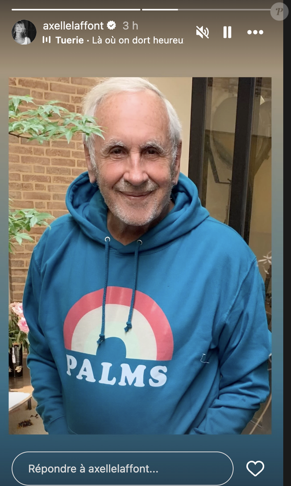 et une autre de Patrice Laffont, seul et souriant. 

Axelle Laffont rend hommage à son père Patrice Laffont pour le premier anniversaire de sa mort.