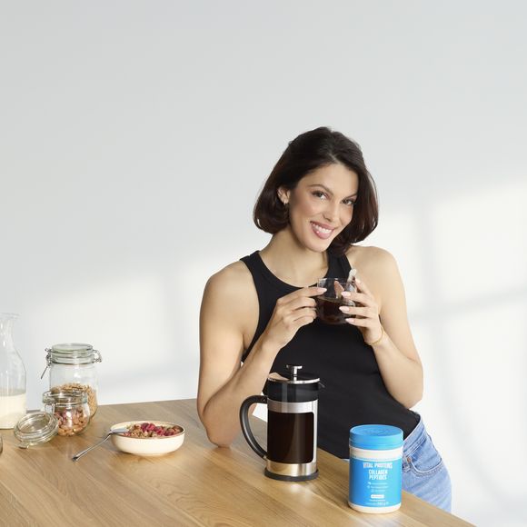 Consommatrice depuis des années de collagène marin, l'ancienne Miss France et Miss Univers a craqué pour la marque Vital Proteins.

Iris Mittenaere ambassadrice de Vital Proteins, experte en collagène