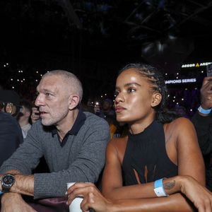 Vincent Cassel et sa compagne Narah Baptista - Célébrités assistent aux combats de MMA, Professional Fighters League Europe (PFL) à l’accord Arena de Bercy à Paris le 7 mars 2024. © PFL Europe via Bestimage