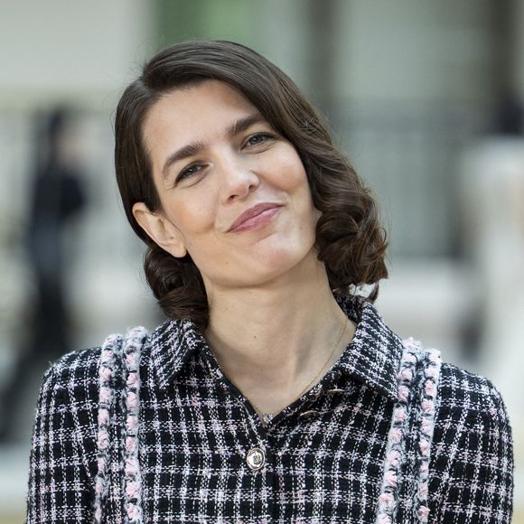 Charlotte Casiraghi au photocall du défilé Chanel Mode Féminine Prêt-À-Porter Automne/Hiver 2025-2026 lors de la Fashion Week de Paris (PFW) au Grand Palais, à Paris, France, le 11 mars 2025. © Olivier Borde/Bestimage