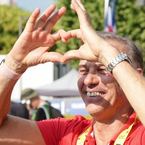 Exclusif - Paul Belmondo - Les célébrités lors de “L'Etape du Coeur” de l’association Mécénat Chirurgie Cardiaque lors de la 12ème étape de la 113ème édition du Tour de France entre Nevers et Chalon-sur-Saône, France, le 16 juillet 2026.© Anne-Sophie Guebey/Bestimage
