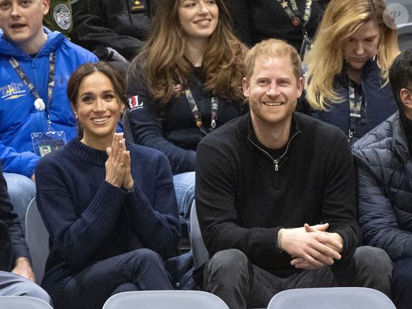 Le prince Harry, le duc de Sussex, Meghan la duchesse de Sussex assistent à une partie de basket-ball en fauteuil roulant au Centre des congrès de Vancouver pendant les Jeux Invictus 2025 à Vancouver, Canada, le 9 février 2025. Photo par Zak Hussein/Splash News/ABACAPRESS.COM