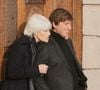 Ses amis venaient regarder des films chez lui.

Françoise Hardy et son fils Thomas Dutronc se baladent le long des quais de l’Île Saint-Louis à Paris, France, le 2 novembre 2016. 
AGENCE / BESTIMAGE