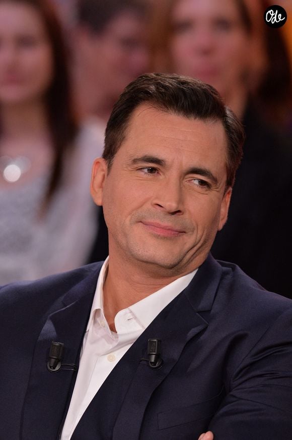 Olivier Minne lors de l'enregistrement de « Vivement Dimanche », à Paris, en France, le 15 décembre 2015.