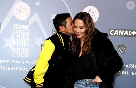 Jamel Debbouze et sa femme Mélissa Theuriau lors du 29ème Festival International du Film de Comédie de l'Alpe d'Huez le 21 Janvier 2026.

© Dominique Jacovides/Bestimage
