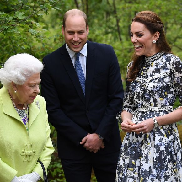 Le prince de Galles va rendre hommage à sa grand-mère en se rendant dans un lieu spécial.

La reine Elisabeth II d’Angleterre, le prince William, duc de Cambridge, et Catherine (Kate) Middleton, duchesse de Cambridge, en visite au "Chelsea Flower Show 2019" à Londres, le 20 mai 2019. © EXPRESS SYNDICATION / BESTIMAGE