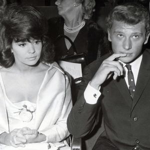 Archives - Johnny Hallyday et une amie au concert de Edith Piaf. Le 12 octobre 1963
© Keystone Press Agency / Zuma Press / Bestimage