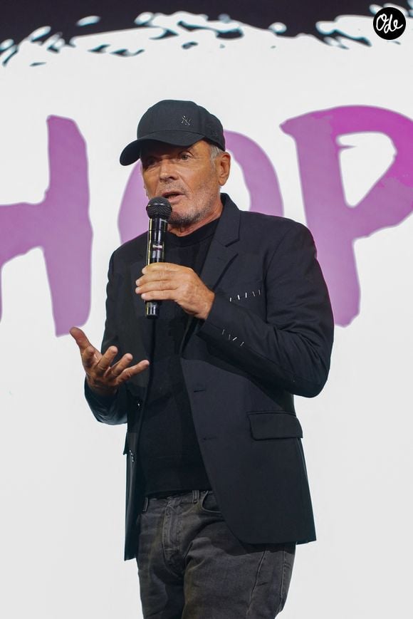 Laurent Baffie lors de la soirée annuelle de gala de l'association Hope au pavillon Gabriel à Paris le 14 octobre 2025. © Anne-Sophie Guebey / Bestimage