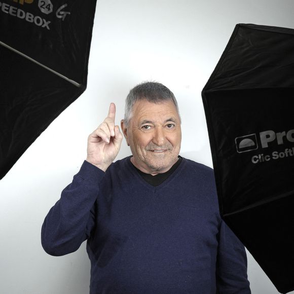 Exclusif - Portrait de Jean-Marie Bigard à Paris, le 2 décembre 2024.
© Cédric Perrin/Bestimage