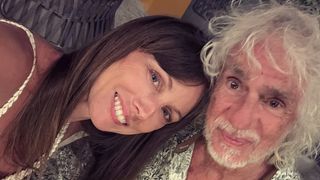 Louis Bertignac et sa femme Laetitia, de 34 ans sa cadette : leurs vacances dans un hôtel d’exception aux prestations ultra haut de gamme