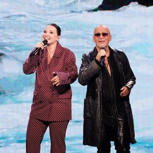 Anne Sila, Florent Pagny lors de l'enregistrement de l'émission "Avec Florent, tout le monde ELA" à La Seine Musicale à Paris, diffusée le 1er septembre à 21h10 sur TF
© Cyril Moreau-Dominique Jacovides / Bestimage