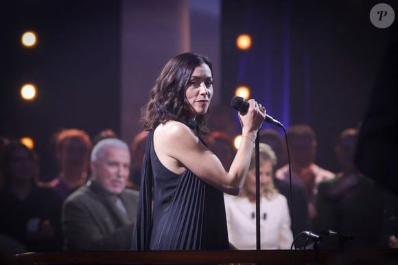Exclusif - Olivia Ruiz - Enregistrement de l'émission "Le grand échiquier, Spéciale Edith Piaf", présentée par C.Chazal et A.Manoukian, et diffusée le 12 mars sur France 2
© Jack Tribeca / Bestimage