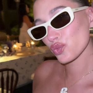 Capture d'écran de Justin Bieber avec Hailey Bieber, dernière publication sur les médias sociaux.