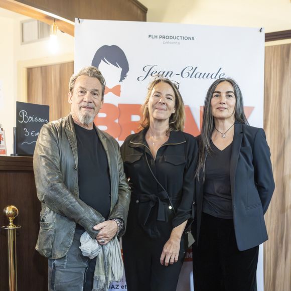 Florent Pagny, Coralie Baroux, Azucena Caamaño - Première de la pièce "Jean-Claude et Josephine, une histoire vraie jamais racontée" au théâtre de Passy à Paris le 16 septembre 2025.

© Benjamin Babiz / Bestimage