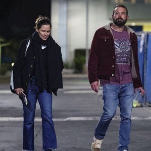 "Ils seront toujours proches parce qu’ils ont des enfants ensemble et qu’ils entretiennent une relation de co-parentalité amicale", a conclu cette même personne. 

Jennifer Garner et son ex-mari Ben Affleck