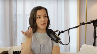 “Je me suis calmée mais…” : Le compagnon de Camille Lellouche ne prend pas de pincettes pour la recadrer sur son comportement