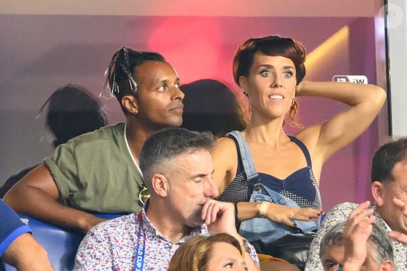 Le compagnon de Zaz s'est éteint en pleine rue à Bordeaux, un événement qui  l'a marquée à vie à seulement 20 ans : Le diaporama - Purepeople