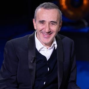 Elie Semoun lors de l'enregistrement de l'émission "La Boîte à secrets", présentée par F.Bollaert et diffusée le 23 janvier sur France 3, dans les studios du Lendit à Saint-Denis, France, le 16 décembre 2025. © Cyril Moreau/Bestimage