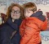 “Avoir un enfant à 48 ans c’est terrible, ça vous pompe une énergie... mais c’est un bain de jouvence, c’est la plus belle aventure d’une vie” confie-t-elle.

Sonia Dubois et son fils Hippolyte (4 ans) à la representation exceptionnelle de la comédie musicale "Le bossu de Notre-Dame" au théâtre Antoine à Paris le 24 novembre 2013.