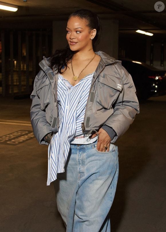 EXCLUSIVE Beverly Hills, CA Rihanna a été aperçue à Los Angeles, alors qu'elle se rendait à un rendez-vous, après les célébrations de son anniversaire. 
Backgrid USA / Bestimage