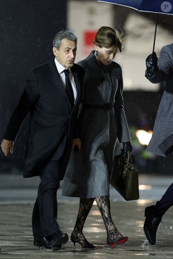 Nicolas Sarkozy et sa femme Carla Bruni - Arrivées à la cérémonie de réouverture de la cathédrale Notre-Dame de Paris, le 7 décembre 2024
© Agence / Bestimage
