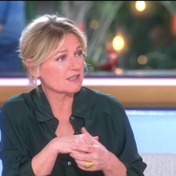 Anne-Elisabeth Lemoine dans "C à vous" sur France 5 ce 14 avril 2026

Capture d'écran France 5