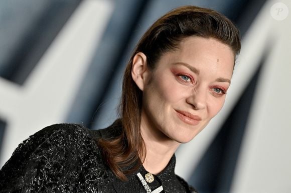 Marion Cotillard au photocall de la soirée "Vanity Fair" lors de la 95ème édition de la cérémonie des Oscars à Los Angeles, le 12 mars 2023. AGENCE / BESTIMAGE