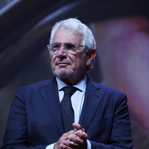 Michel Boujenah - Cérémonie de clôture de la 50ème édition du Festival du Cinéma américain à Deauville. Le 14 septembre 2024 © Denis Guignebourg / Bestimage