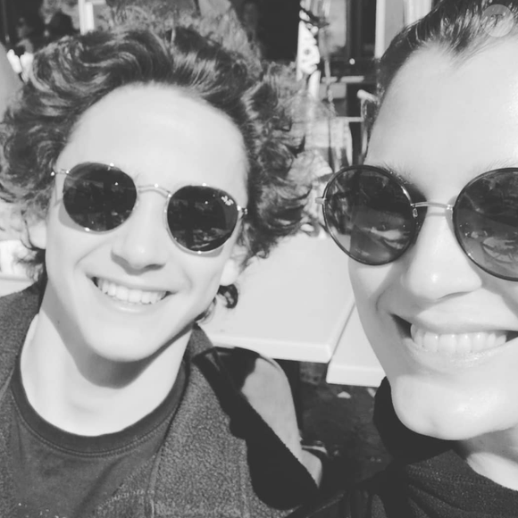 Ses enfants "remercient les personnes qui l'ont tant aimé pendant ces années".
Louise et Antonin, les 2 enfants de Jean-Luc Petitrenaud