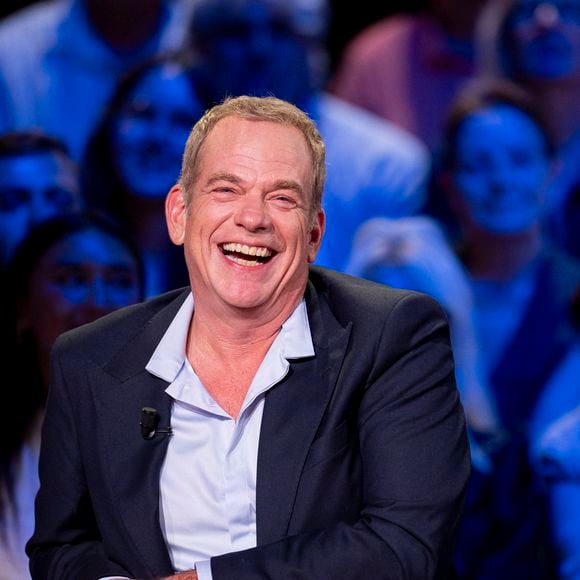 Exclusif - Garou lors de l'enregistrement de l'émission "La Boîte à secrets", présentée par F.Bollaert et diffusée le 26 septembre 2025 sur France 3, dans les studios du Lendit à Saint-Denis, Seine Saint-Denis, France, le 8 septembre 2025. Pierre Perusseau/Bestimage