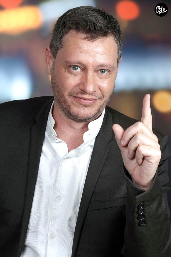Exclusif - Portrait de Jonathan Dassin à Paris, le 21 octobre 2024.
© Cédric Perrin/Bestimage