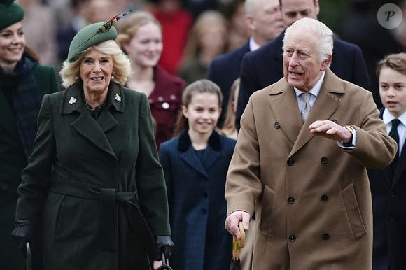 Le roi Charles III et la reine Camilla assistent à la messe de Noël à l'église St Mary Magdalene de Sandringham, dans le Norfolk. Date de la photo : mercredi 25 décembre 2024 © Aaron Chown/PA Wire.