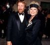 Champion d’arts martiaux et star du cinéma d’action, il a marqué plusieurs générations grâce à ses films et séries emblématiques.

Los Angeles, CA Dianne Holechek, l'amie de jeunesse de Chuck Norris avec laquelle il a été marié pendant plusieurs décennies

Sur la photo : Chuck Norris, Dianne Holechek