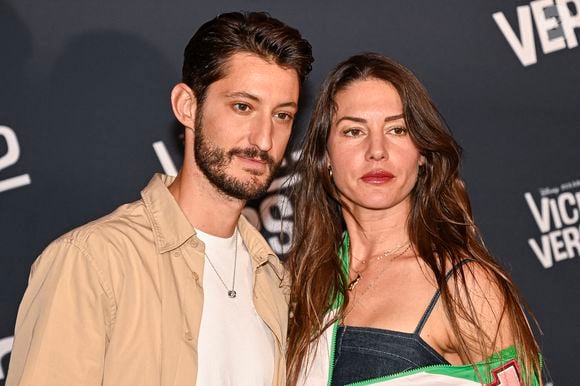 Pierre Niney et sa femme Natasha Andrews assistent à la première de VICE-VERSA 2 au Grand Rex le 16 juin 2024 à Paris, France. Photo by Victor Joly/ABACAPRESS.COM