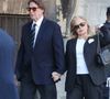 Tout comme Sylvie Vartan et son époux Tony Scotti 

Sylvie Vartan et son mari Tony Scotti - Obsèques de Nathalie Baye en l'église Saint-Sulpice à Paris le 23 avril 2026. © Dominique Jacovides - Coadic Guirec / Bestimage