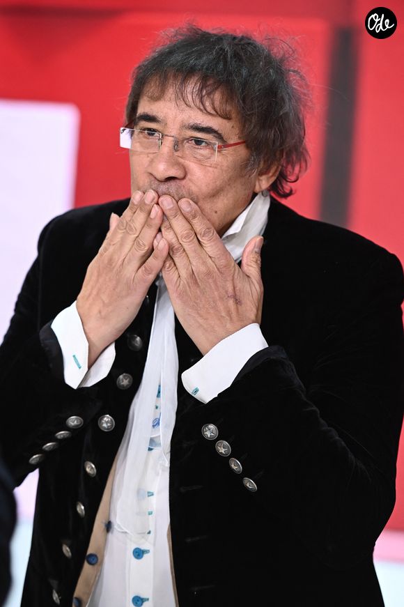 Exclusif - Laurent Voulzy - Enregistrement de l'émission "Vivement dimanche" au studio Gabriel à Paris, le 7 décembre 2023.

© Guillaume Gaffiot / Bestimage