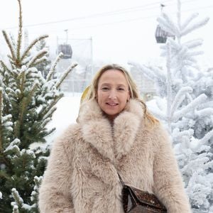 Cet écrin d'altitude est devenu leur refuge familial idéal pour profiter de nombreuses activités de plein air, entre randonnées et VTT.

Audrey Lamy au photocall du film "Police Flash 80" lors du 29ème Festival International du Film de Comédie de l'Alpe d'Huez, le 22 janvier 2026.
© Dominique Jacovides / Bestimage