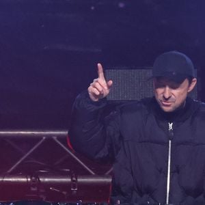 Martin Solveig - 15ème édition de l'événement caritatif "Glisse en coeur" au Grand Bornand, au profit de l'association "Alpysia" (Alliance Paralysie cérébrale des Alpes). Le 23 mars 2024 
© Denis Guignebourg / Bestimage